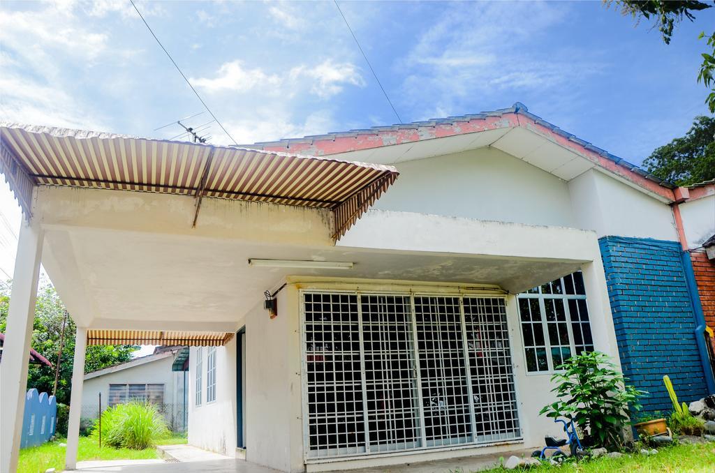Kayangan Homestay Perlis a Islamic House Kangar Bagian luar foto